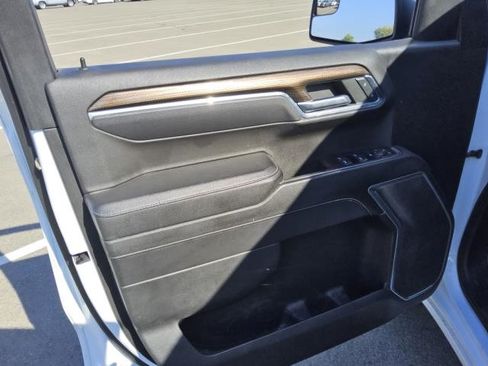 Used 2023 Chevrolet Silverado 1500 RST AWD/4WD image 9