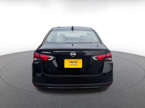 Used 2025 Nissan Versa SV FWD image 12