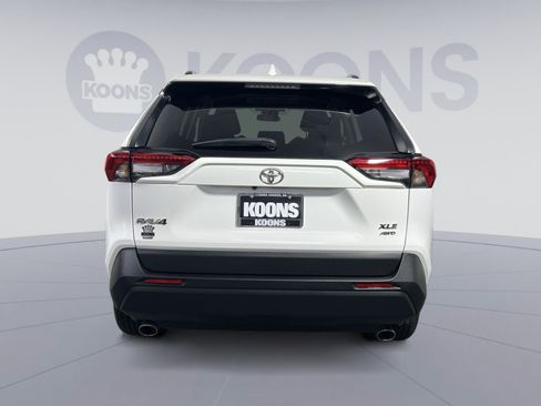 Used 2024 Toyota RAV4 XLE image 5