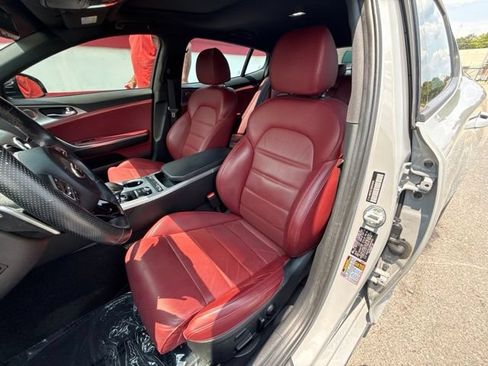Used 2019 Kia Stinger GT2 RWD image 5