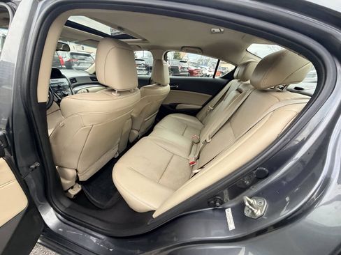 Used 2014 Acura ILX w/ Premium Package FWD image 20