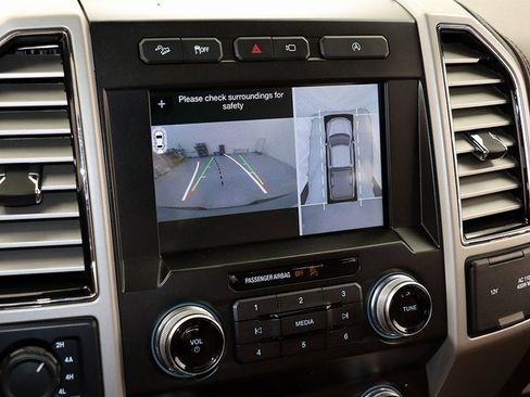 Used 2019 Ford F150 King Ranch w/ Equipment Group 601A Luxury image 20