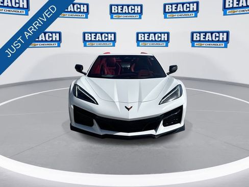 Used 2024 Chevrolet Corvette Z06 image 3