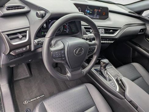 Used 2020 Lexus UX 250h AWD/4WD image 10
