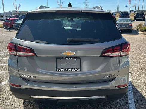 Used 2024 Chevrolet Equinox LT image 4