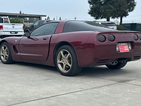 Used 2003 Chevrolet Corvette Coupe w/ Preferred Equipment Group image 6