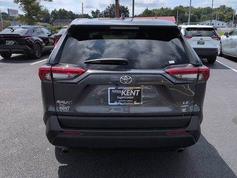 Certified 2024 Toyota RAV4 LE AWD/4WD image 6