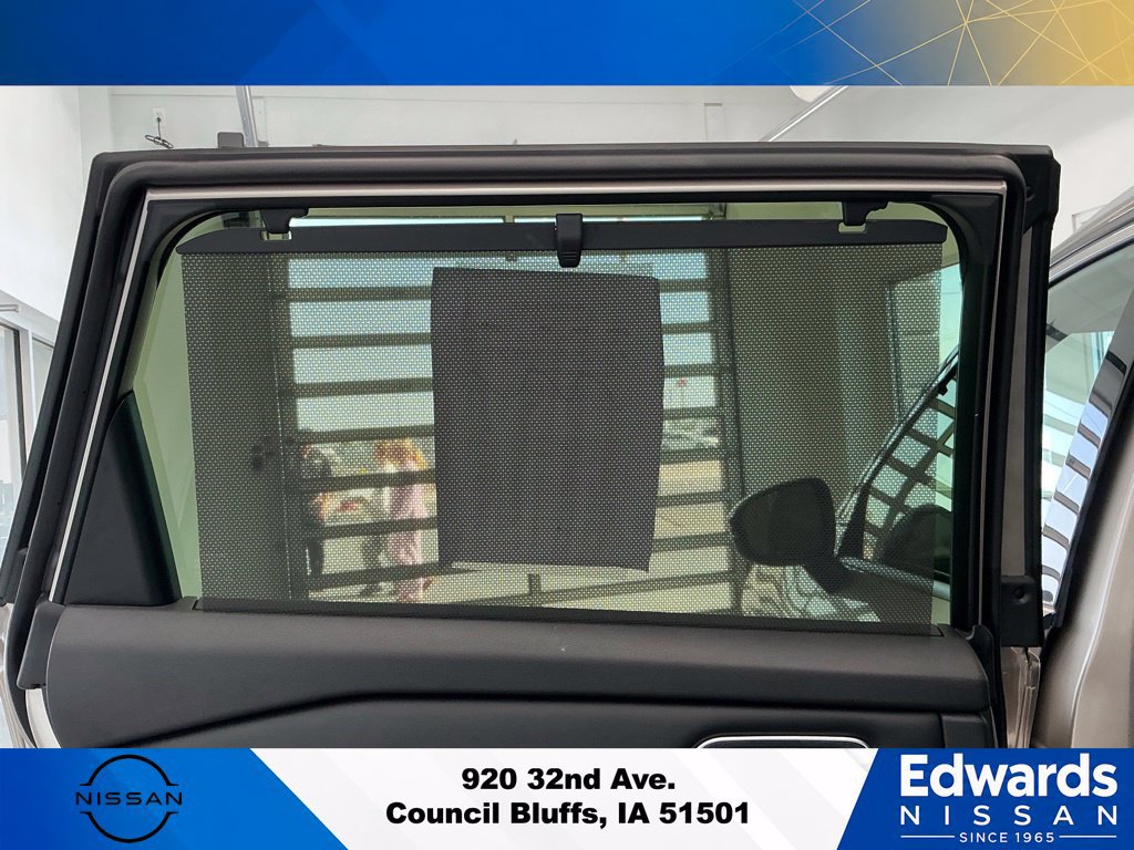 Used 2025 Nissan Rogue Platinum w/ Tech Package AWD/4WD image 13