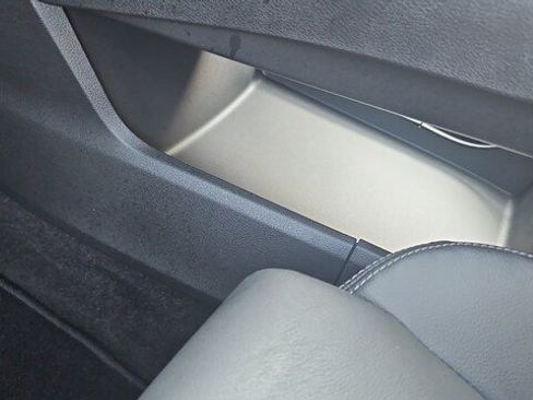 Certified 2025 Nissan Rogue SL w/ Tech Package AWD/4WD image 28