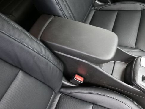 Used 2026 Chevrolet Trax RS FWD image 33