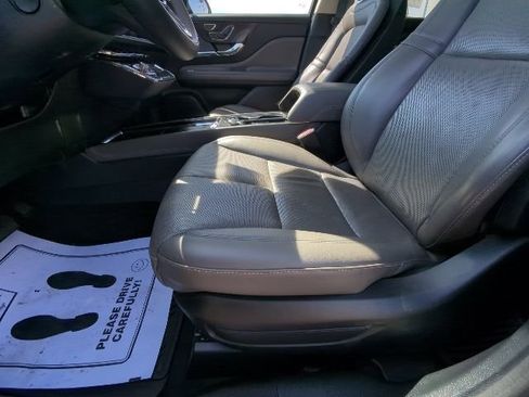 Used 2024 Lincoln Corsair Reserve w/ Equipment Group 201A FWD image 10