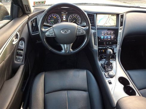 Used 2014 INFINITI Q50 Premium w/ Navigation Package image 3