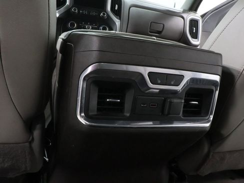 Used 2019 Chevrolet Silverado 1500 LTZ w/ LTZ Convenience Package AWD/4WD image 26