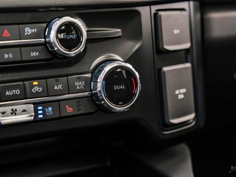 Used 2026 Ford F450 Platinum w/ FX4 Off-Road Package image 65