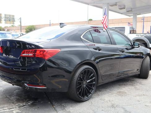 Used 2018 Acura TLX FWD image 5