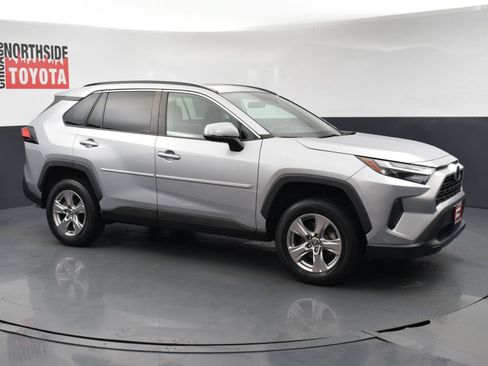 Used 2023 Toyota RAV4 XLE w/ Convenience Package AWD/4WD image 6