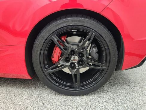 Used 2023 Chevrolet Corvette Stingray Preferred Conv w/ Z51 Performance Package RWD image 19