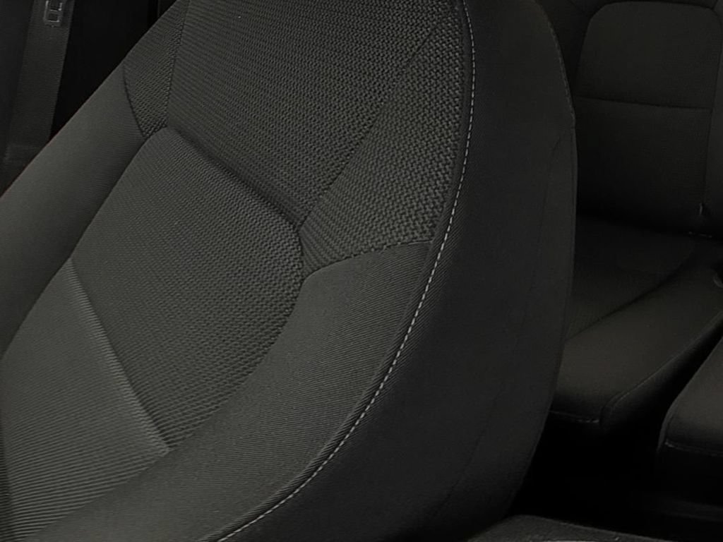 Certified 2024 Chevrolet Colorado LT RWD image 12