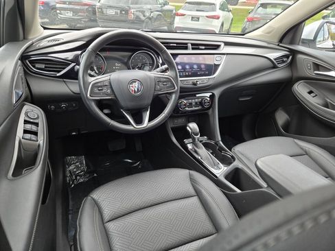 Used 2022 Buick Encore GX Essence w/ Experience Buick Package image 21