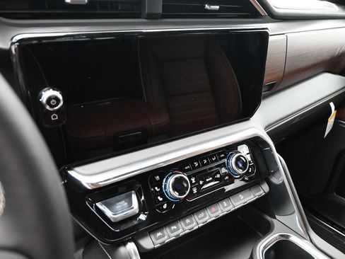 New 2026 GMC Sierra 1500 Denali Ultimate image 13