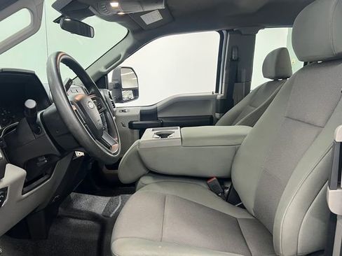 Used 2021 Ford F250 XL w/ Power Equipment Group image 10