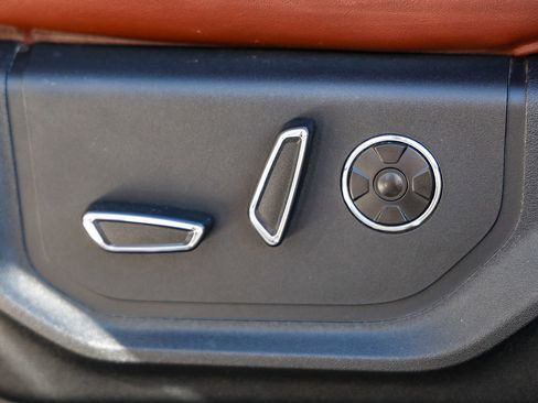 Used 2019 Ford F350 Platinum w/ Platinum Ultimate Package image 22