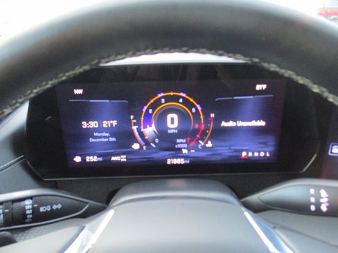 Certified 2025 Chevrolet Traverse LT image 19