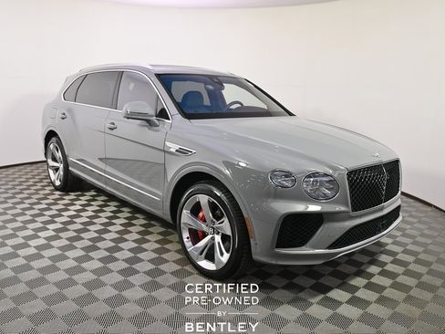 Used 2024 Bentley Bentayga Extended Wheelbase image 8
