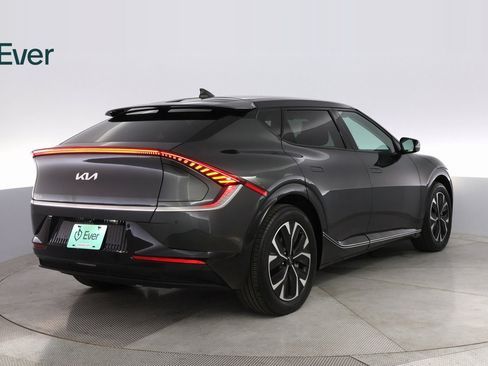 Used 2024 Kia EV6 Wind image 12