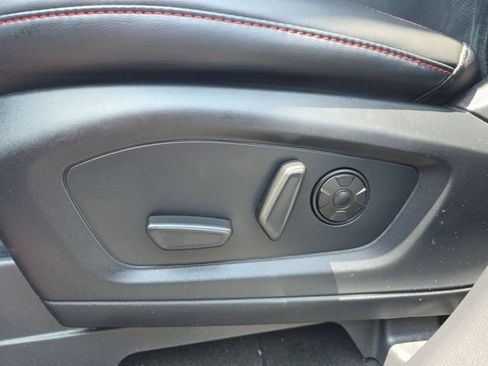 Used 2025 Ford Explorer ST AWD/4WD image 31