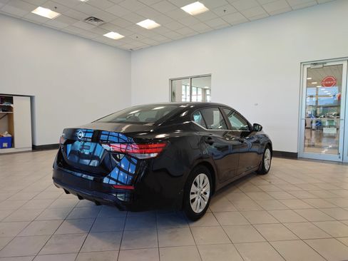 Used 2020 Nissan Sentra S FWD image 3