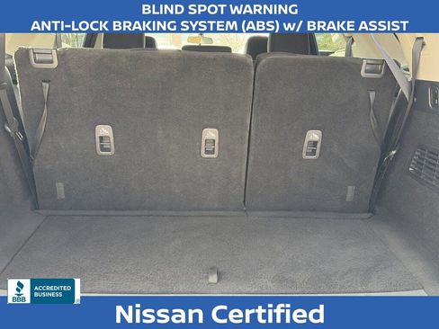 Certified 2025 Nissan Pathfinder SV image 10