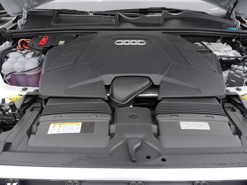 Used 2025 Audi Q7 3.0T Premium Plus w/ Premium Plus Package AWD/4WD image 13