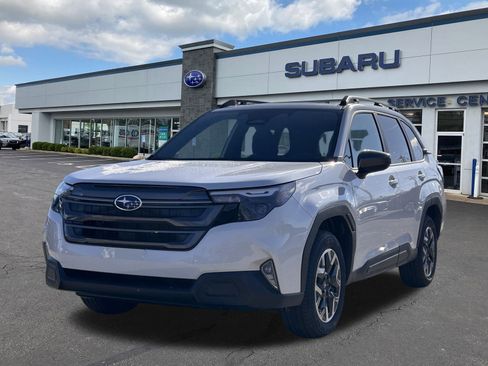 Used 2026 Subaru Forester Premium image 3