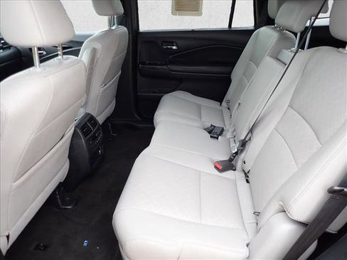 Used 2019 Honda Passport Touring image 10