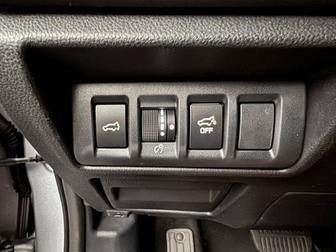 Used 2021 Subaru Outback Limited AWD/4WD image 16
