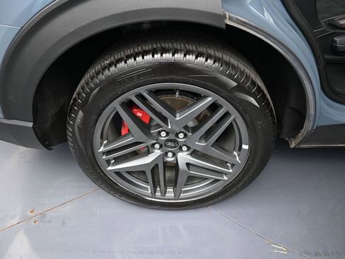 Used 2025 Ford Explorer ST w/ Sun And Sound Package image 27