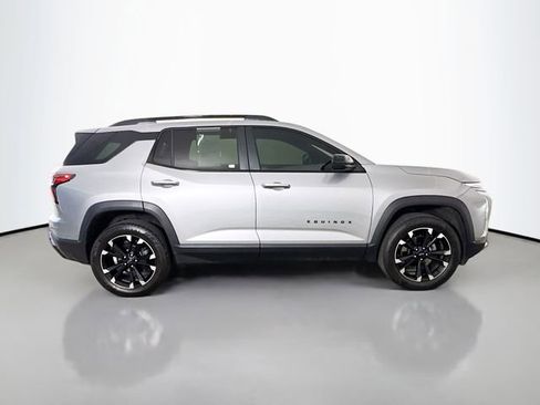 Used 2025 Chevrolet Equinox RS image 10