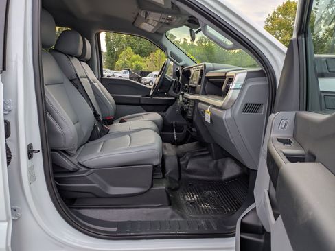 New 2025 Ford F550 XL image 36