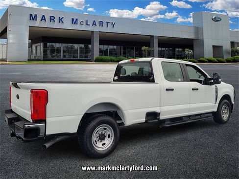 New 2026 Ford F250 XL w/ XL Chrome Package image 3