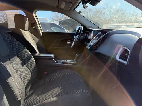 Used 2016 Chevrolet Equinox LT w/ Convenience Package image 18