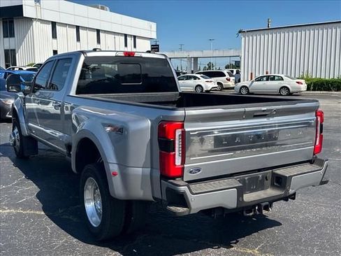 Used 2024 Ford F450 Platinum w/ FX4 Off-Road Package AWD/4WD image 8