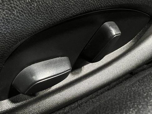 Used 2020 Chevrolet Camaro SS RWD image 17