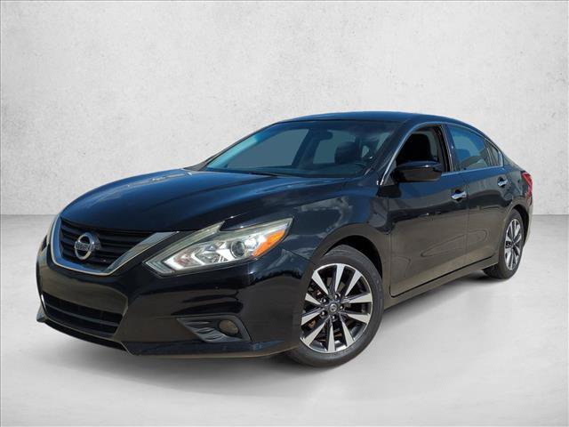Used 2017 Nissan Altima 2.5 SV FWD image 2