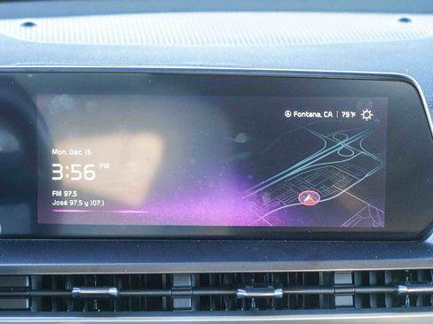 Used 2023 Kia Telluride S image 14