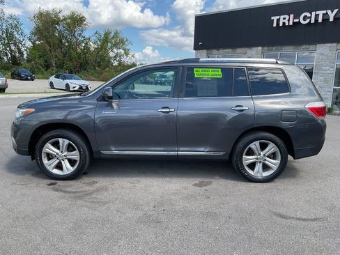Used 2013 Toyota Highlander Limited AWD/4WD image 3
