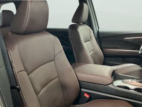 Used 2024 Honda Passport EX-L image 13