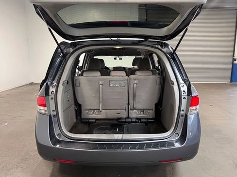 Used 2017 Honda Odyssey SE image 15