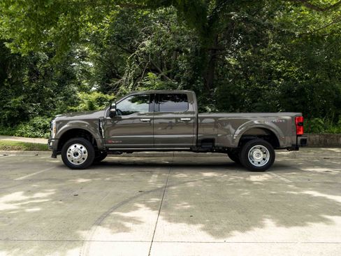 Used 2026 Ford F450 Platinum w/ Platinum Plus Package AWD/4WD image 6