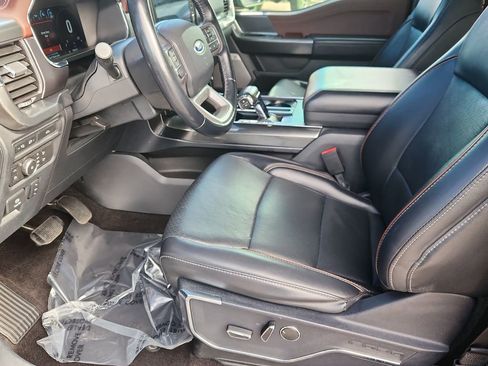 Used 2021 Ford F150 Lariat image 7